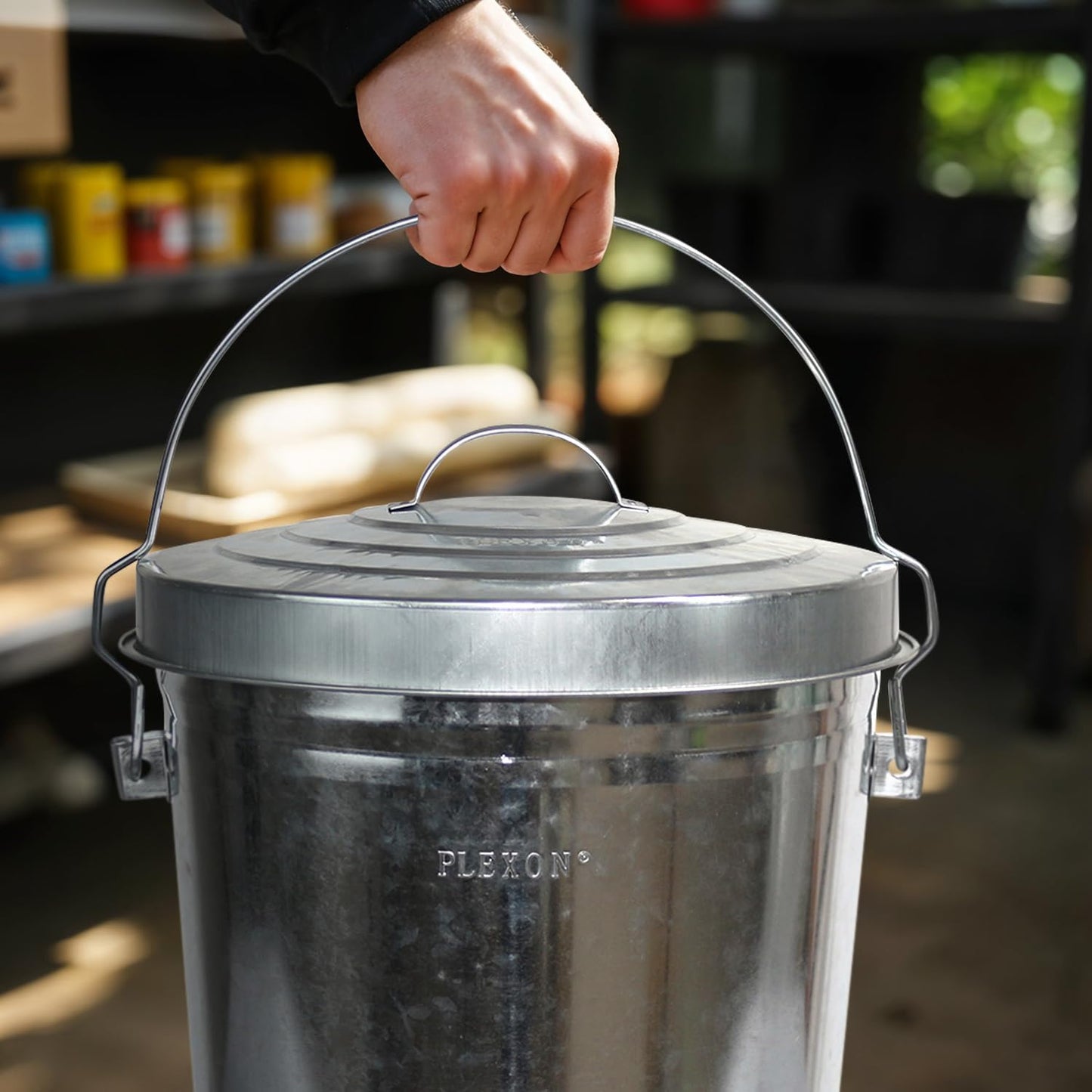 Plexon 6 Gallon Small Metal Trash Can with Locking Lid Galvanized Metal Bucket with Lid for Poultry Feed Bird Seed Storage Ash Outdoor Garbage Trash Bin 2 Pack
