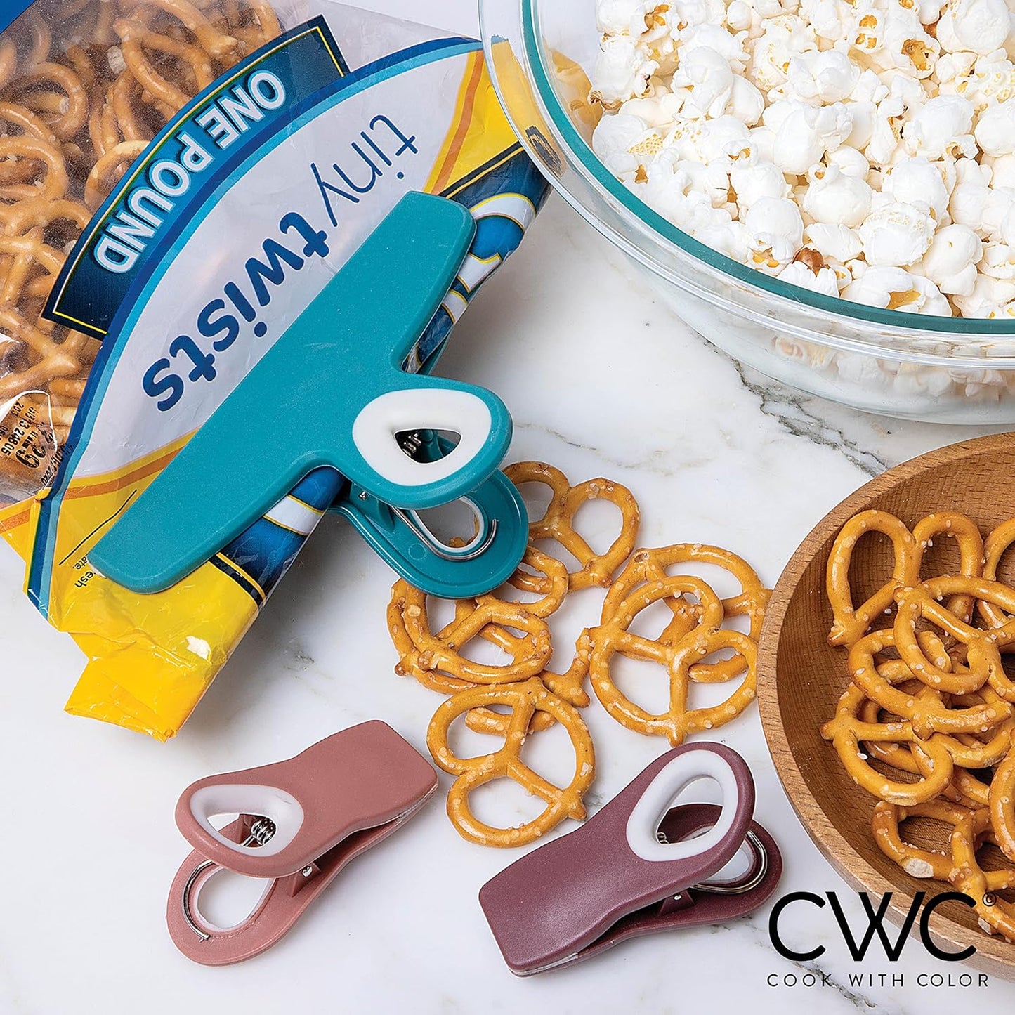 COOK WITH COLOR Bag Clips - Heavy Duty Chip Clip and Refrigerator Magnet Clips for Food Storage with Air Tight Seal Grip, Teal and Mauve, Pack of 8