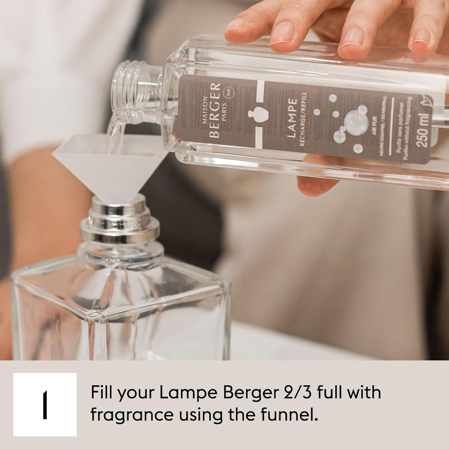 MAISON BERGER - Festive Fir - Lampe Berger Fragrance Refill for Home Fragrance Oil Diffuser - Air Freshener - 33.8 Fluid Ounces - 1 Liter