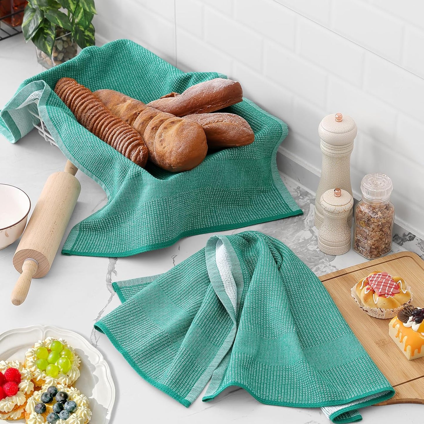 Homaxy Premium Kitchen Towels(18”x 28”, 6 Pack), Large Cotton Kitchen Hand Towels, Flat and Terry Dish Towels, 380 GSM Highly Absorbent Tea Towel Set with Hanging Loop, Navy Blue/Red/Green